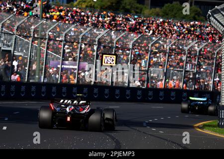 Melbourne, Australien. 02. April 2023. Nico Hulkenberg (GER) Haas VF-23. Großer Preis Australiens, Sonntag, 2. April 2023. Albert Park, Melbourne, Australien. Kredit: James Moy/Alamy Live News Stockfoto