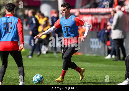 Utrecht, Niederlande. 02. April 2023. UTRECHT, NIEDERLANDE - APRIL 2: Tavos Douvikas vom FC Utrecht während des niederländischen Eredivisie-Spiels zwischen dem FC Utrecht und dem FC Volendam im Stadion Galgenwaard am 2. April 2023 in Utrecht, Niederlande (Foto: Ben Gal/Orange Pictures). Credit: Orange Pics BV/Alamy Live News Stockfoto