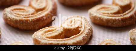 Palmier Kekse oder Blätterteig Ohren Konzept Stockfoto