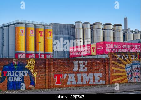 Glasgow, Schottland, Großbritannien, März 26. 2023, Tennents Wellpark Brewery and Destillery Mass Producing Beer Stockfoto