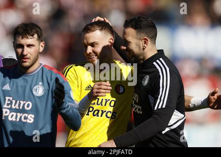 ROTTERDAM - (lr) Torwart Feyenoord Timon Wellenreuther, Torwart Feyenoord Ofir Marciano während des niederländischen Premier-League-Spiels zwischen Sparta Rotterdam und Feyenoord Rotterdam am Sparta-Stadion Het Kasteel am 2. April 2023 in Rotterdam, Niederlande. ANP PIETER STAM DE JONGE Stockfoto