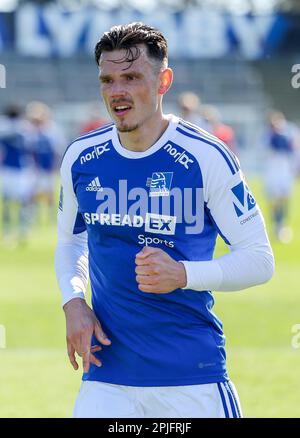 Lyngby, Dänemark. 02. April 2023. Pascal Gregor (23) aus Lyngby, gesehen während des 3F stattfindenden Superliga-Spiels zwischen Lyngby Boldklub und Silkeborg IM Lyngby-Stadion in Lyngby. (Foto: Gonzales Photo/Alamy Live News Stockfoto