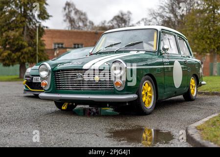 1960 Austin A40 Farina „OXF 926“ auf der Motorsport Assembly am 26. März 2023 im Bicester Heritage Centre. Stockfoto