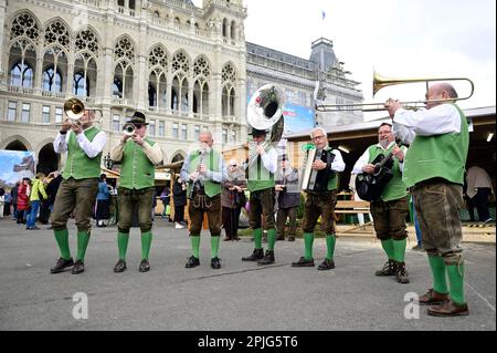 Wien, Österreich. 02. April 2023. Das steirische Dorf am Wiener Rathausplatz Stockfoto