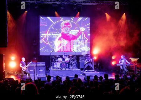 Oslo, Norwegen. 01. April 2023. Der amerikanische Musiker, Komponist und Gitarrist Joe Satriani führt ein Livekonzert im Sentrum Scene in Oslo auf. (Foto: Gonzales Photo/Alamy Live News Stockfoto