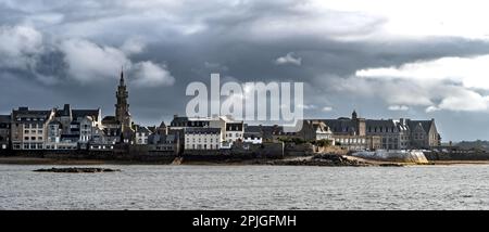 Stadt Roscoff An Der Finistere Atlantikküste In Der Bretagne, Frankreich Stockfoto