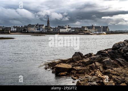 Stadt Roscoff An Der Finistere Atlantikküste In Der Bretagne, Frankreich Stockfoto