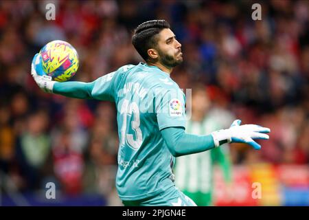 Rui Silva vom Betis FC während des LaLiga-Spiels zwischen Atletico de Madrid und Real Betis. Gespielt im Civitas Stadium am 02. April 2023 in Madrid, Spanien. (Foto: Cesar Cebolla/PRESSIN) Stockfoto