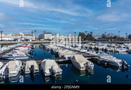 Die Bootsanlegestelle im Hafen von Faro, Portugal Stockfoto