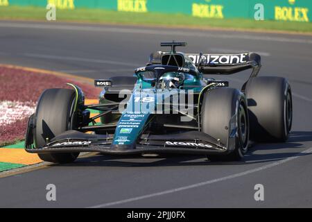 Melbourne, Australien. 03. April 2023. MELBOURNE, Australien, 2. APRIL 2023; #18, Lance WALK, CAN, Aston Martin Formel 1 Team, Aston Martin AMR23 Mercedes AUSTRALIAN Formel 1 Grand Prix am 2. April 2023, Albert Park - Melbourne, FIA Formula1 World Championship, Raceday, Formel 1 Rennen in Australien, Motorsport, F1 GP, Honorarpflichtiges Foto, gebührenpflichtiges Bild, Copyright © Clay CROSS/ATP images (CROSS Clay/ATP/SPP) Kredit: SPP Sport Press Photo. Alamy Live News Stockfoto