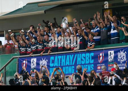 Hongkong, China. 02. April 2023. Team Hong Kong gewann den 13. Platz und feierte den Cathay Pacific/HSBC Hong Kong 2023. (Foto: Ben Lau/SOPA Images/Sipa USA) Guthaben: SIPA USA/Alamy Live News Stockfoto