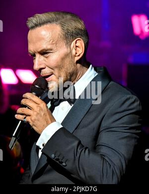 Brighton, Großbritannien. 01. April 2023. Brighton, East Sussex, UK, am 01. April 2023. Matt Goss während seiner „Matt Goss Experience“-Tour im Brighton Centre, Brighton, East Sussex UK am 01. April 2023. Kredit: Francis Knight/Alamy Live News Stockfoto