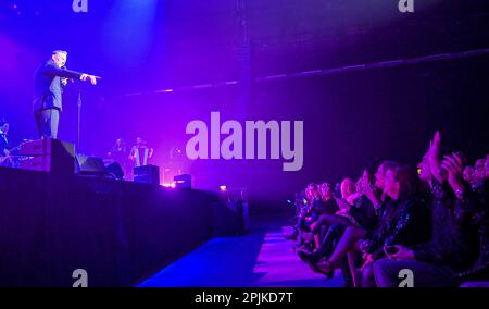 Brighton, Großbritannien. 01. April 2023. Brighton, East Sussex, UK, am 01. April 2023. Matt Goss während seiner „Matt Goss Experience“-Tour im Brighton Centre, Brighton, East Sussex UK am 01. April 2023. Kredit: Francis Knight/Alamy Live News Stockfoto