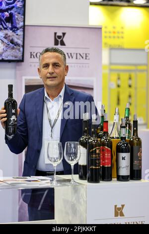 Krakau, Polen - 5. November 2021: Internationale Weinmesse ENOEXPO in Krakau. Weinproduzenten aus der ganzen Welt treffen sich mit den Importeuren DIS Stockfoto