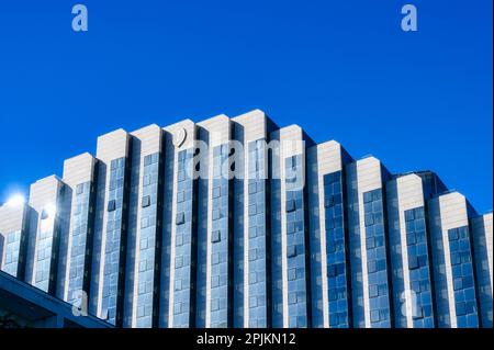 Lissabon, Portugal - 4. Januar 2023: Außenarchitektur des InterContinental Hotels. Stockfoto