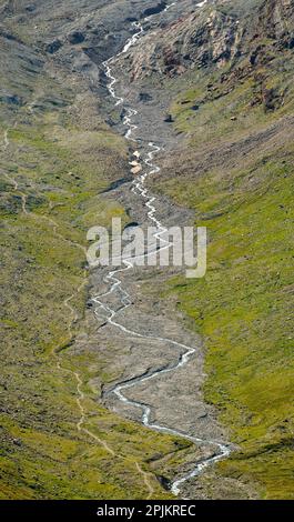 Valley Rotmoostal und geflochtener Gletscherbach Rotmoosache. Die Otztaler Alpen im Naturepark Otztal. Europa, Österreich, Tirol Stockfoto