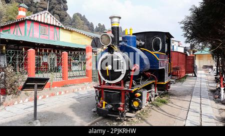 Berühmter Spielzeugzug von Darjeeling, Westbengalen, Indien. Stockfoto