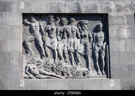 Monumento Los Caidos, das Denkmal für die Gefallenen. Gedenkkreuz des spanischen Bürgerkriegs auf der Plaza Espana, Santa Cruz de Tenerife, Kanarische Inseln, Spanien Stockfoto