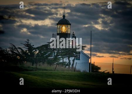 Point Pinos strahlt bei Sonnenuntergang. Stockfoto