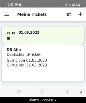 Kiel, Deutschland - 03. April 2023: Das neue Bus- und Zugticket für 49 Euro in Deutschland heißt Deutschlandticket Stockfoto