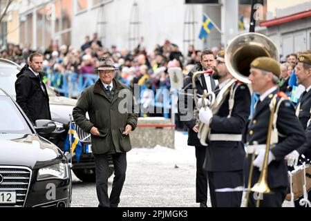 Ostersund, Schweden. 03. April 2023. Der schwedische König Carl XVI Gustaf besucht Ostersund in Jamtland County am 3. April 2023, um das 50. Jubiläum des Königs auf dem Thron zu feiern.Foto: Pontus Lundahl/TT/kod 10050 Kredit: TT News Agency/Alamy Live News Stockfoto