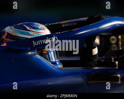 Albert Park, 2. April 2023 Logan Sargent von Team Williams im Boxenausgang vor einem Neustart mit noch 2 Runden. Corleve/Alamy Live News Stockfoto