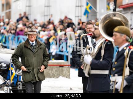 Ostersund, Schweden. 03. April 2023. Der schwedische König Carl XVI Gustaf besucht Ostersund am 3. April 2023 in Jamtland County, um das 50. Jubiläum des Königs auf dem Thron zu feiern. Foto: Pontus Lundahl/TT/kod 10050 Kredit: TT News Agency/Alamy Live News Stockfoto