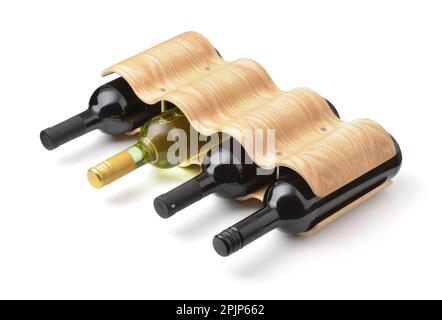 Weinflaschenhalter aus Holz isoliert auf weiß Stockfoto