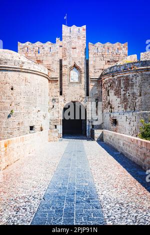 Rhodos, Griechenland - D'Amboise's Gate, die Ritter des Gastgewerbes mittelalterliche Stadt in Europa. Stockfoto