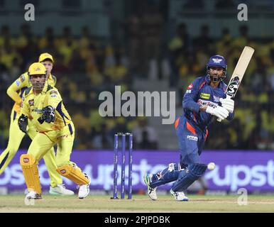 Chennai, Indien, 03/04/2023, Spiel Nr. 6 : TATA IPL 2023: CSK vs. LSG : Chennai Super Kings vs Lucknow Super Giants : MSD von CSK im MAC-Stadion in Chennai.CSK erzielte in 20 Overs 217 von 7 Punkten. Krunal Pandya Stockfoto