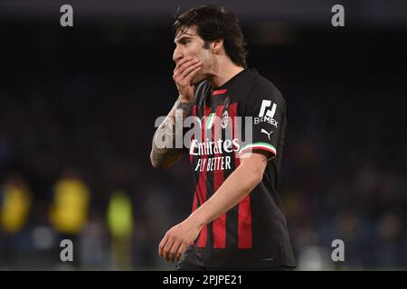 Neapel, Italien. 2. April 2023. Sandro Tonali von AC Mailand während des Spiels der Serie A zwischen SSC Napoli und AC Mailand am 02. April 2023 im Stadio Diego Armando Maradona Naples Italien. Kredit: Franco Romano/Alamy Live News Stockfoto