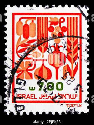 MOSKAU, RUSSLAND - 26. MÄRZ 2023: In Israel gedruckte Briefmarken zeigen Produkte, Serien, um 1983 Stockfoto