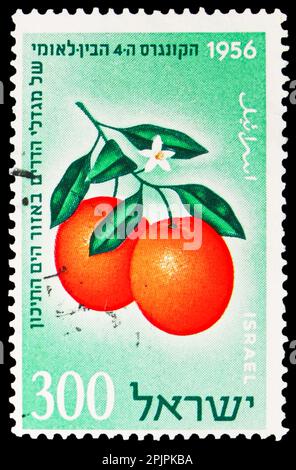 MOSKAU, RUSSLAND - 26. MÄRZ 2023: In Israel gedruckte Briefmarken zeigen den 4. Internationalen Citrus Growers Congress, ca. 1956 Stockfoto