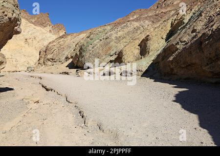 Wanderweg im Golden Canyon - Death Valley National Park, Kalifornien Stockfoto