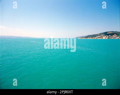 Über die Dardanelles-Straße in der Türkei Stockfoto