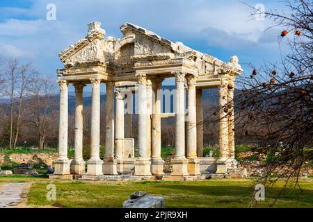 Monumentales Tor von Aphrodisias in Form von Tetrapylon, Türkei Stockfoto