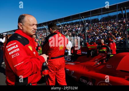 Melbourne, Australien. 02. April 2023. MELBOURNE, Australien, 2. APRIL 2023; Frédéric Vasseur (FRA), Teamleiterin Scuderia Ferrari F1 auf dem Startfeld DER AUSTRALISCHEN Formel 1 Grand Prix am 2. April 2023, Albert Park - Melbourne, FIA Formula1 World Championship, Raceday, Formel 1 Rennen in Australien, Motorsport, F1 GP, Honorarpflichtiges Foto, gebührenpflichtiges Bild, Copyright © Mark PETERSON/ ATP Images (PETERSON Mark/ATP/SPP). Guthaben: SPP Sport Press Photo. Alamy Live News Stockfoto