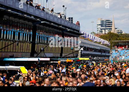Melbourne, Australien. 02. April 2023. MELBOURNE, AUSTRALIEN, Albert Park Street Circuit, 2. April: Pit Lane während des australischen Formel 1 Grand Prix auf dem Albert Park Street Circuit am 2. April 2023. Formel 1 – F1 Motorsport, gebührenpflichtiges Bild, Foto und Copyright © PETERSON Mark/ ATP Images (PETERSON Mark/ATP/SPP) Guthaben: SPP Sport Press Photo. Alamy Live News Stockfoto
