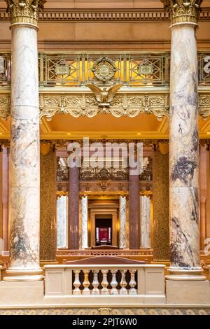Minnesota, Minnesota, USA - 8. Juni 2022: Die großen Flure des Innengebäudes des Minnesota State Capitol Stockfoto