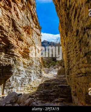 Deep Terraced Walls of Devils Hall, Guadalupe Mountains-Nationalpark, Texas, USA Stockfoto