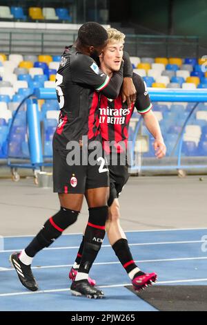 Neapel, Italien. 02. April 2023. Neapel, Italien, April 2. 2023: Alexis Saelemaekers (56 Mailand) feiert während des Spiels der Serie A zwischen SSC Napoli und AC Mailand im Diego Armando Maradona Stadium in Neapel. (Foto Mosca/SPP) Kredit: SPP Sport Press Photo. Alamy Live News Stockfoto