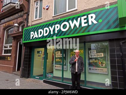 Wet Builder von Paddypower Betfair – 12 Mount Pleasant, Liverpool , Merseyside, England, Großbritannien, L3 5RY Stockfoto