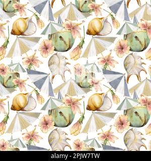 Handgezeichneter, wässriger Kokosnuss-Cocktail mit Papierschirm und Hibiskus. Nahtloses Muster. Isoliert auf weißem Hintergrund. Wandbild, Hochzeit, Druck Stockfoto