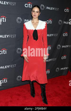 LOS ANGELES - APR 3: Courtney Eaton beim PaleyFest 2023 - Yellowjackets im Dolby Theater am 3. April 2023 in Los Angeles, Kalifornien Stockfoto