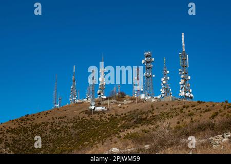 Ausflug in die Hügel des Hinterlands von Genua, Ligurien, Italien im Januar. Stockfoto