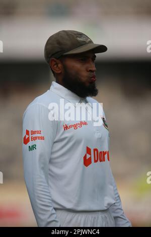 Bangladescher Wicketkeeper Mushfiqur Rahim im alleinigen Testspiel zwischen Bangladesch und Irland im Sher-e-Bangla National Cricket Stadium, Stockfoto