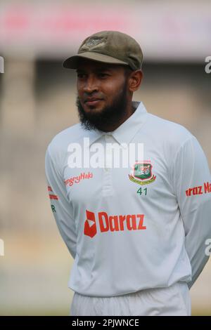 Bangladescher Wicketkeeper Mushfiqur Rahim im alleinigen Testspiel zwischen Bangladesch und Irland im Sher-e-Bangla National Cricket Stadium, Stockfoto