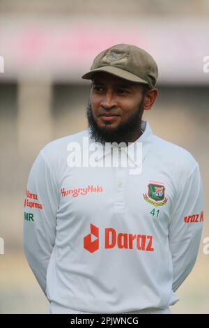 Bangladescher Wicketkeeper Mushfiqur Rahim im alleinigen Testspiel zwischen Bangladesch und Irland im Sher-e-Bangla National Cricket Stadium, Stockfoto