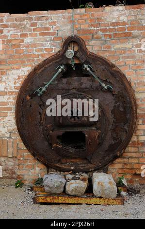 Die Tonnara auf der Insel Carloforte, alte Öfen für den Dampfgaren von Thunfisch, Sardinien, Italien, europa Stockfoto