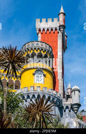 Pena Palast, auch bekannt als Palacio Nacional da Pena, in der portugiesischen Stadt Sintra. Stockfoto